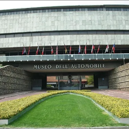 Lingotto's 2 Min To The Metro & Inalpi Arena * Турин